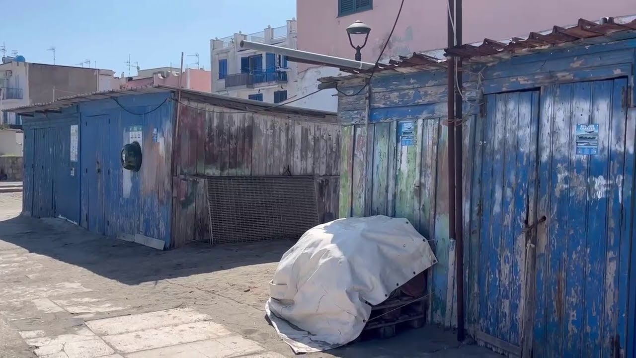Ischia. Le baracche di San Pietro, tra fascino e degrado
