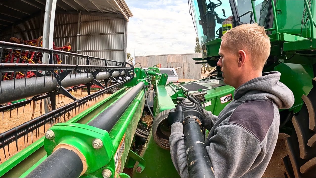 #8 First Rule Of Harvest, Close The Bin Lids | Rain Delay | Wheat Harvest, South Australia 2023