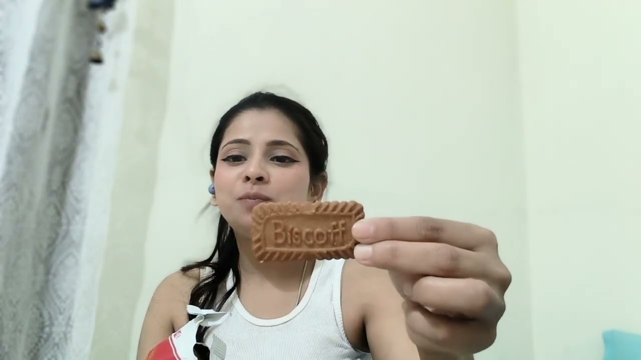 Biscoff../product review/Hindi mein/narrated by Kashi