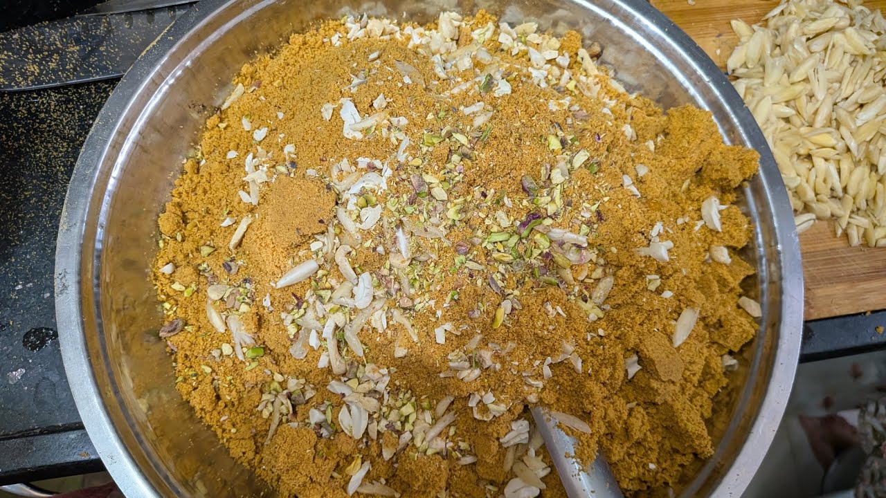Royal Chana Dal Halwa by @HNAWorld 