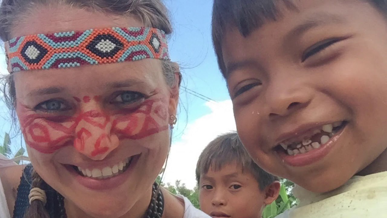 2. Huni Kuin Festival Eskawata Kayawai 2016 with NINAWA PAI DA MATA