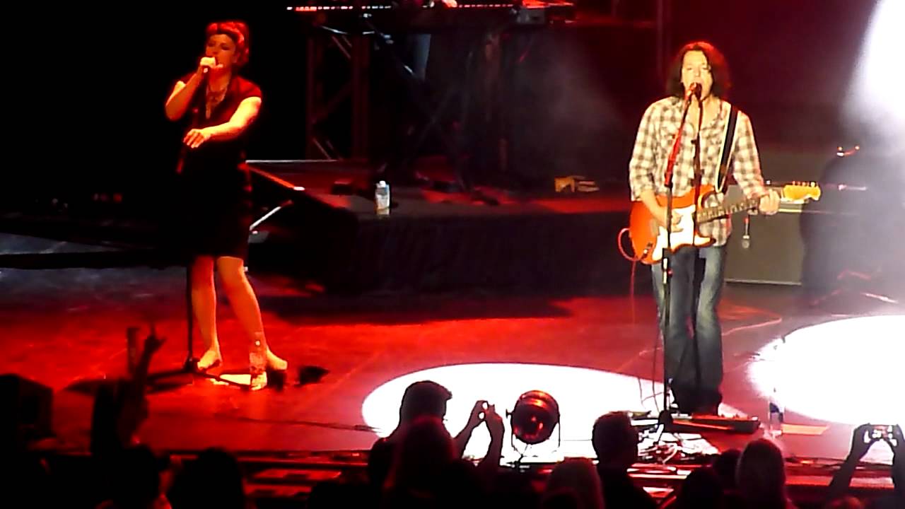 Tears For Fears (Feat. Carina Round) performing 
