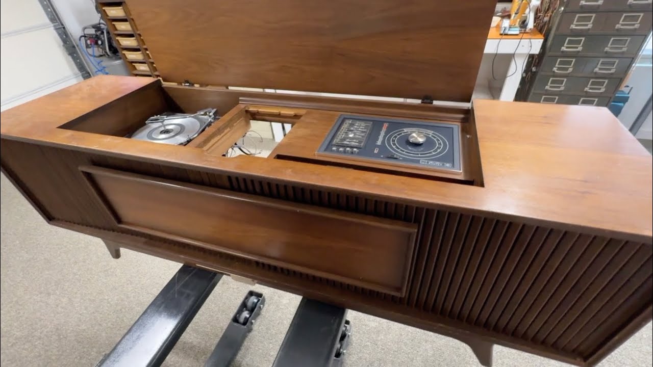 Servicing a GE Stereo Console Model C843 with the TAC/TD-250 Stereo Library System