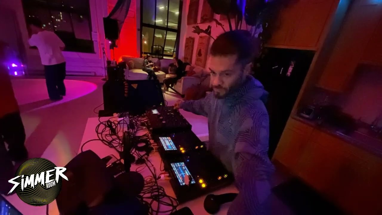 Oakland’s Underground House Music Just LEVELED UP | Simmer Room 296 with Coflo