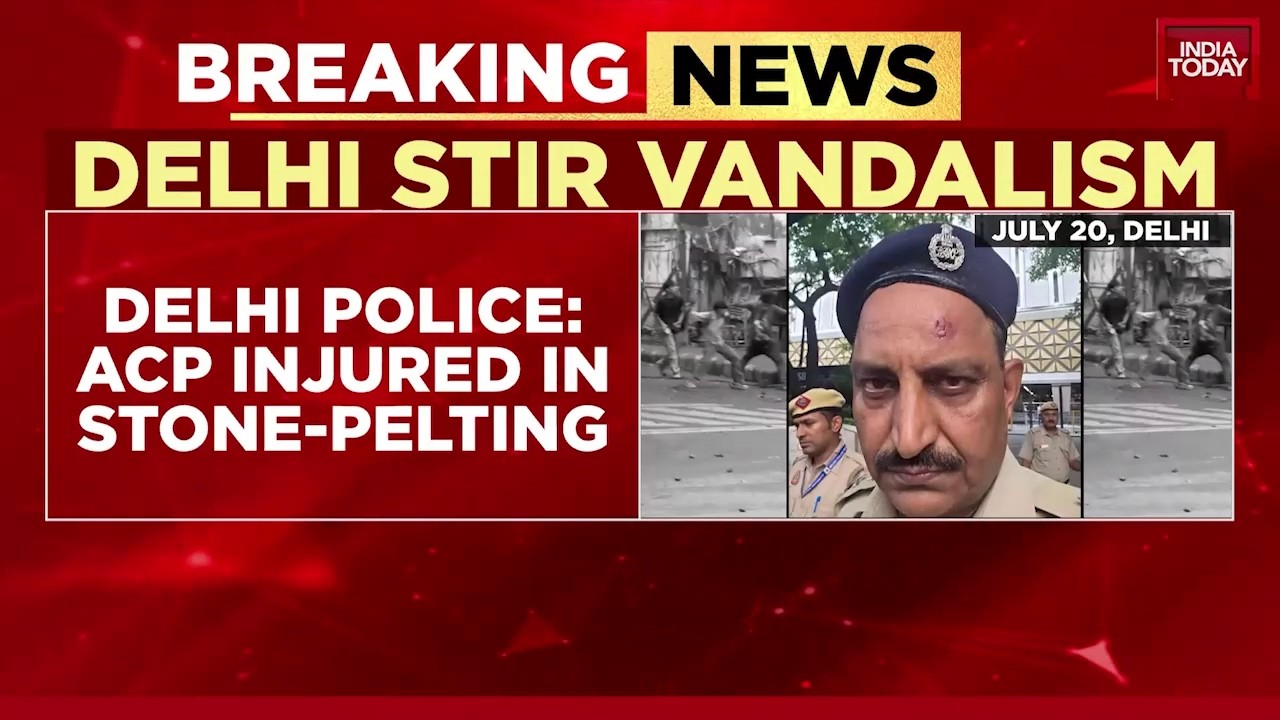 Delhi Police ACP Jai Prakash Injured in Stone-Pelting During July 20 CJP Protest Clashes While on...
