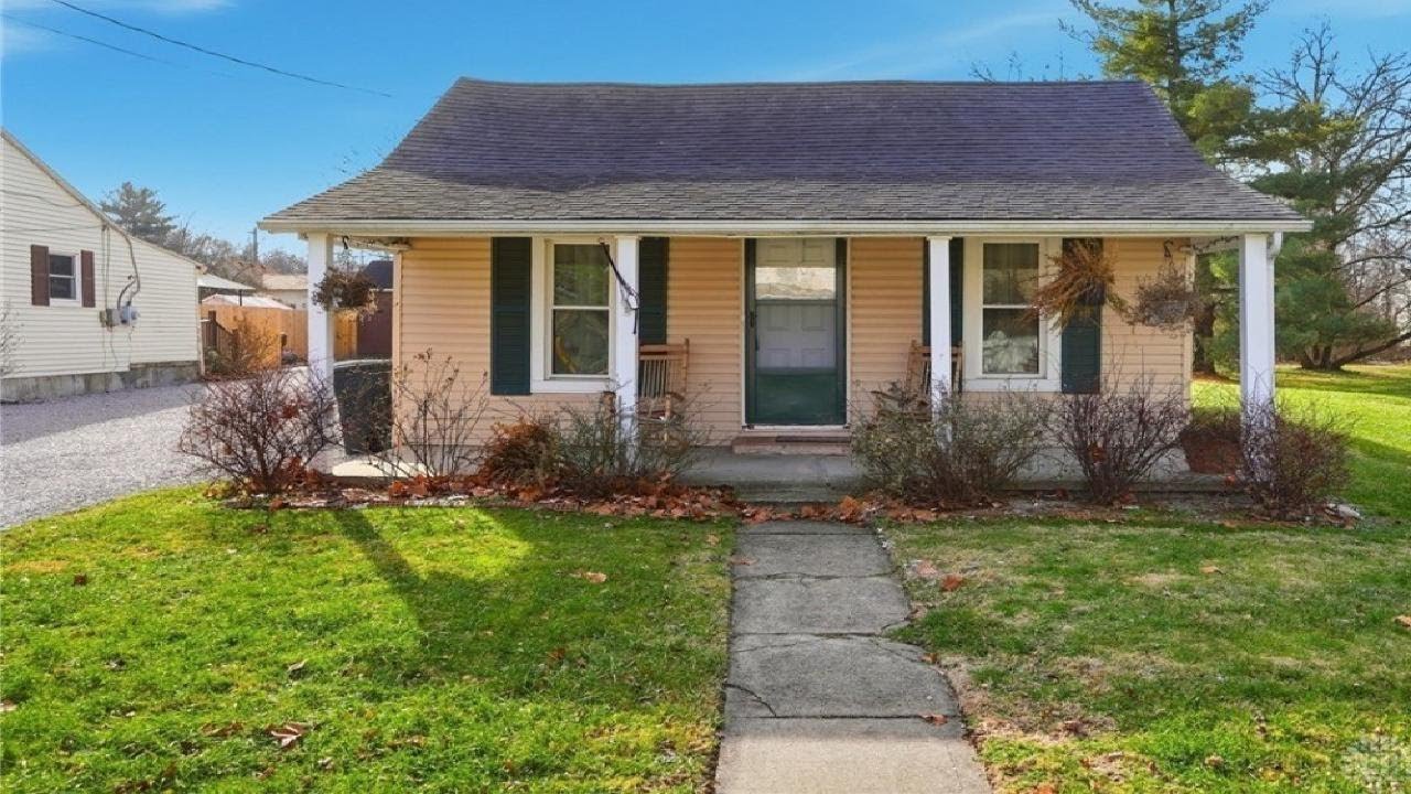 225 W Fosters Maineville Road, Maineville, OH Presented by Team Proven Home Pros | Cincinnati &