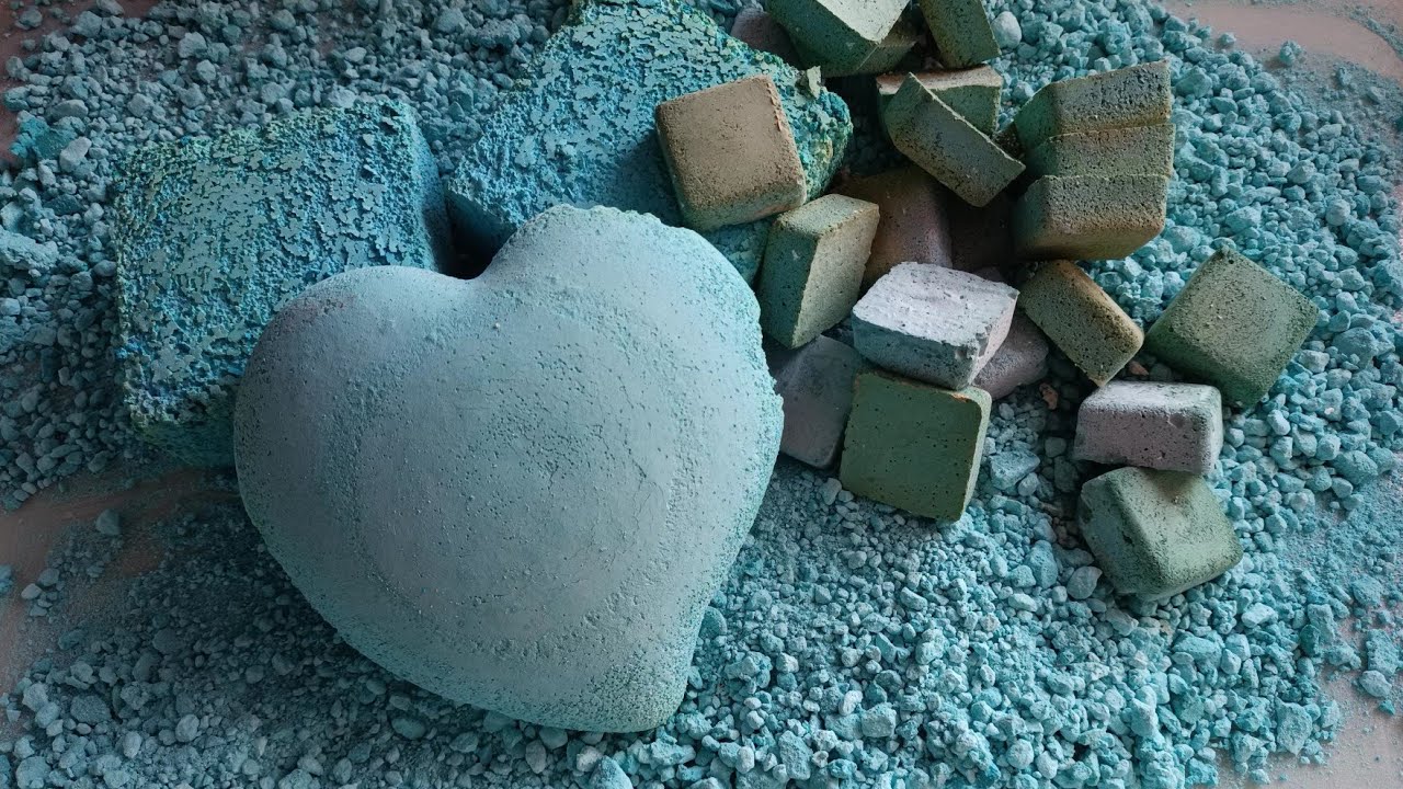 Chalk reforms Lagoon effect | ASMR chalk | crushing chalk