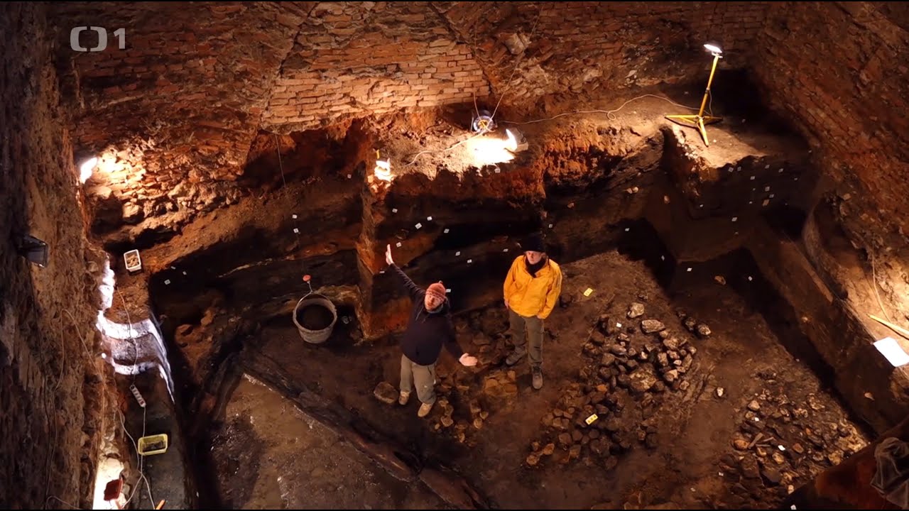 Duchové míst 81 Tři pod hradbou Břeclavi