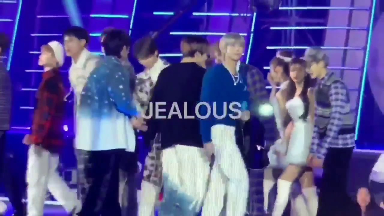 97L interaction at SBS Gayo Daejeon jungkook patted mingyu and eunwoo | 191225