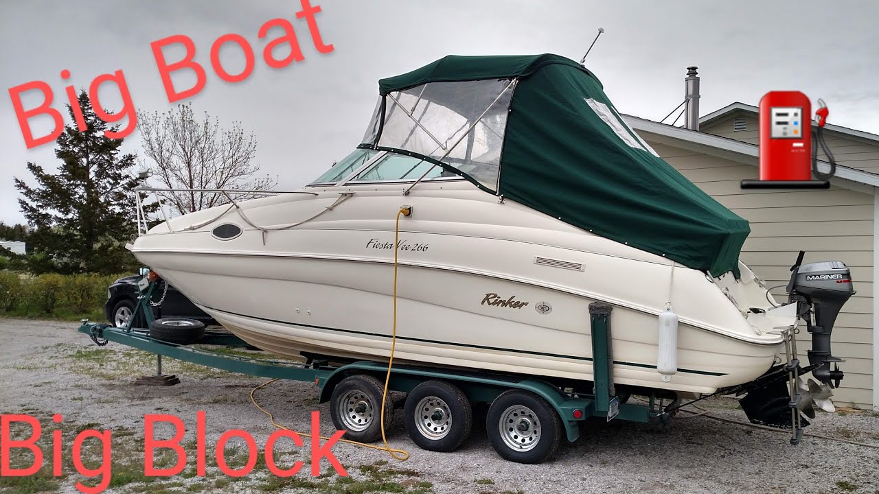 1999 Rinker 266 Fiesta Vee hole shot & cruise. 7.4 Bravo 3 Mercruiser 310 horsepower big motor