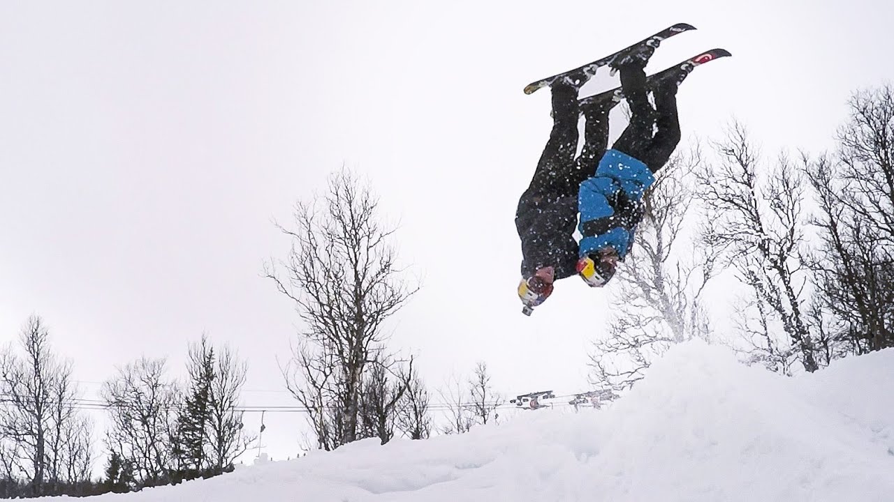 Ski Tandem Backflip - Jesper Tj&auml;der & &Oslash;ystein Br&aring;ten