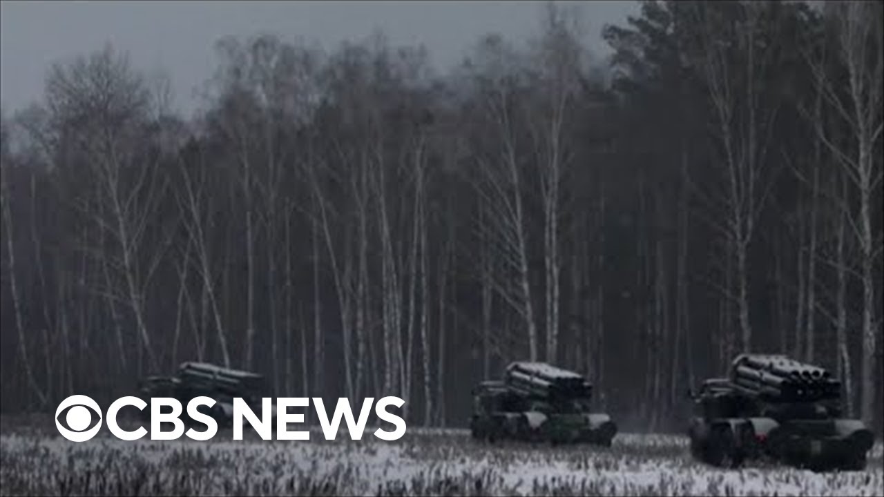 Biden and Ukraine President Zelenskyy speak as U.S. warns of potential Russian invasion