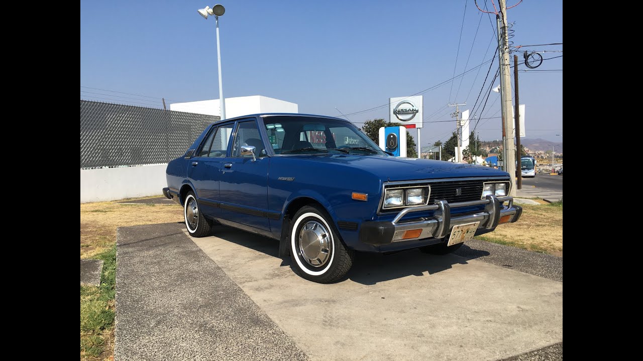 Interior de Datsun A10 1983