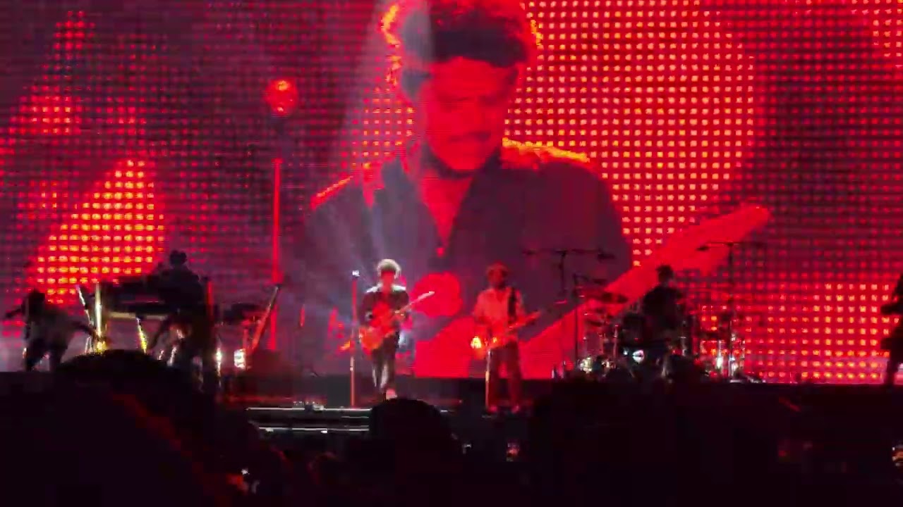 Bruno Mars [Grenade] @ 2022 Allianz Stadium Live in Sydney - By Botin