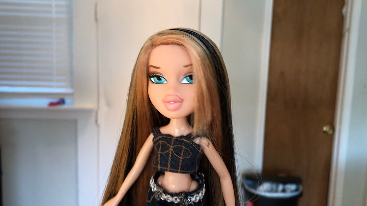 HOW TO FIX BRATZ DOLL HAIR - NO FABRIC SOFTENER-