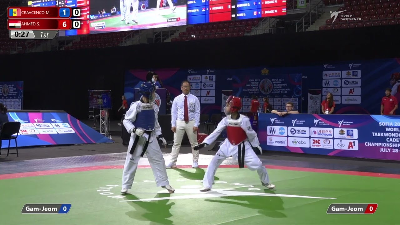 432 Quarter final Boys  33kg MDA CRAVCENCO M  EGY AHMED S