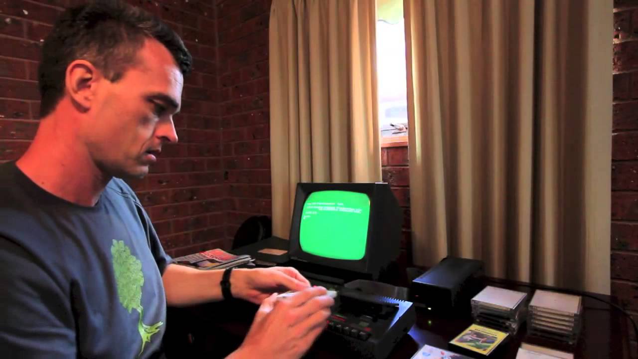 Amstrad CPC 64 Vintage Computer Demo