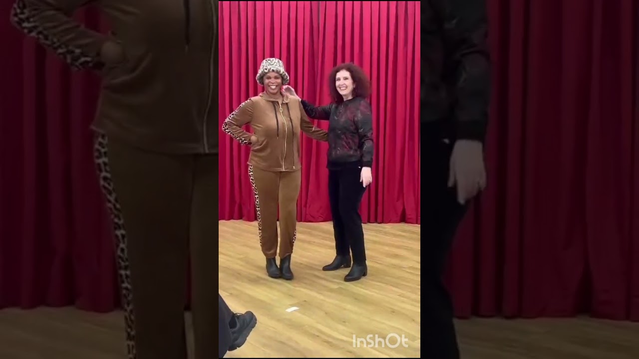 תצוגת אופנת אירנליין במרכז מיטשל 03.02.25