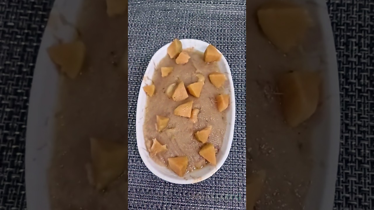 Chikoo Suji Halwa / Chikoo Kesari Recipe