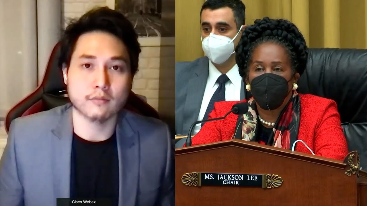 Andy Ngo t&eacute;moigne lors d'une audience &agrave; la Chambre des repr&eacute;sentants des &Eacute;tats-Unis sur le terror...