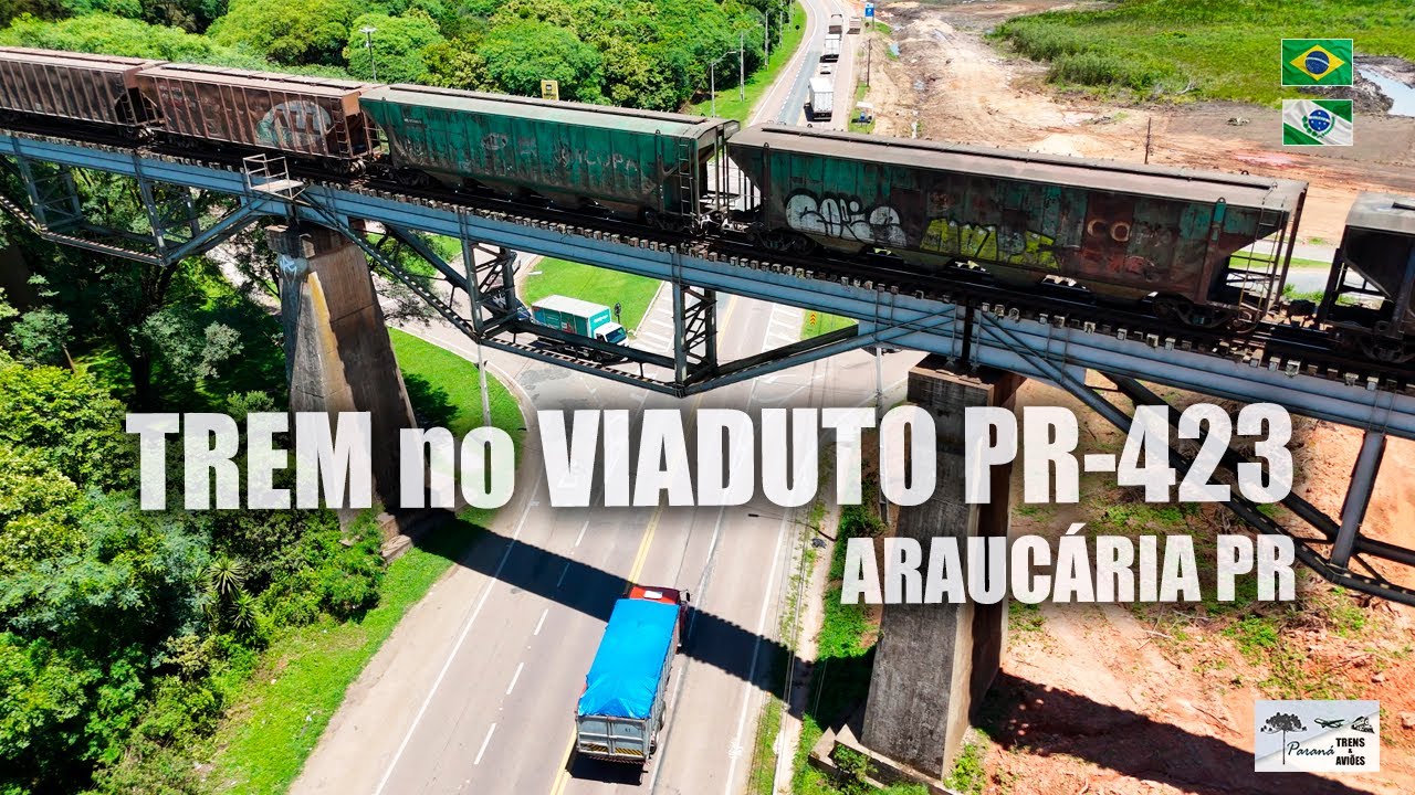 Trem passando sobre o Viaduto da PR-423 em Araucária PR