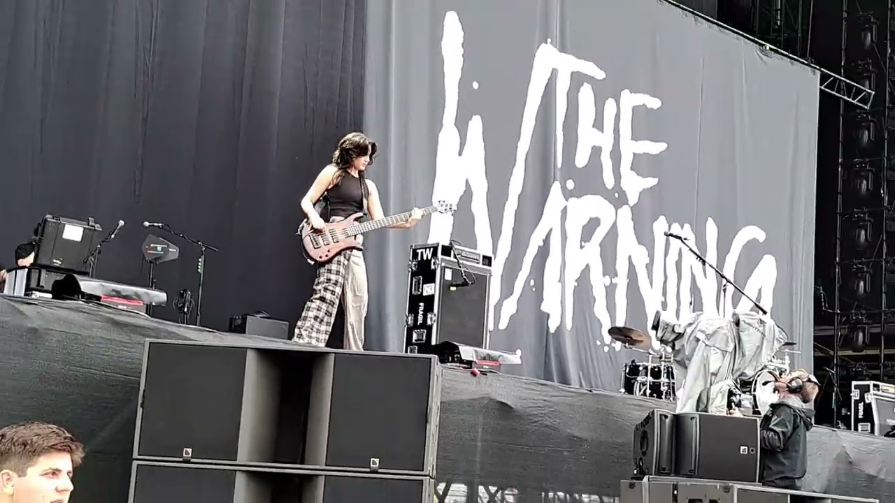 The Warning (live) - Enter Sandman (Metallica Blacklist Cover) - Bellahouston Park, Glasgow 2023