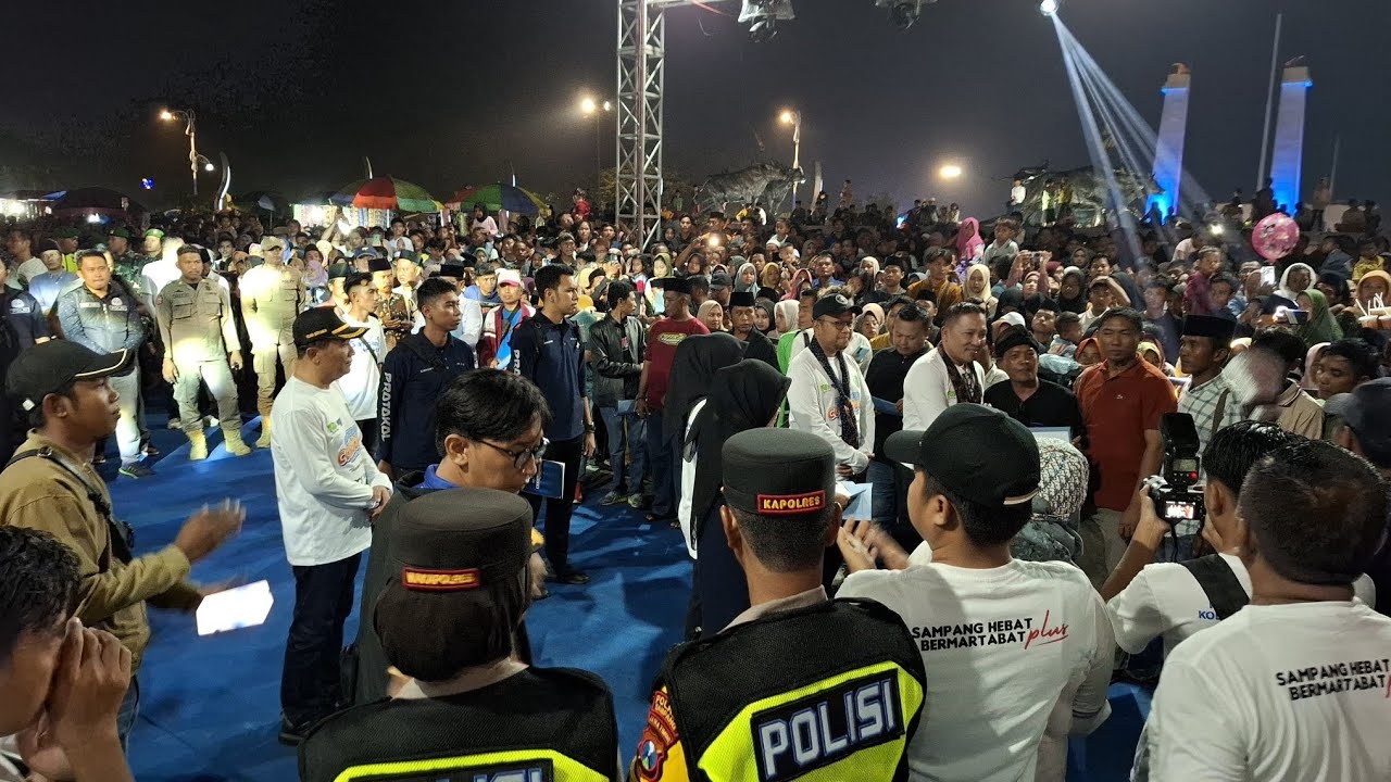 Pengamanan Parade Daul Combodug Hari Ke-1 Di Alun-Alun Trunojoyo Kabupaten Sampang