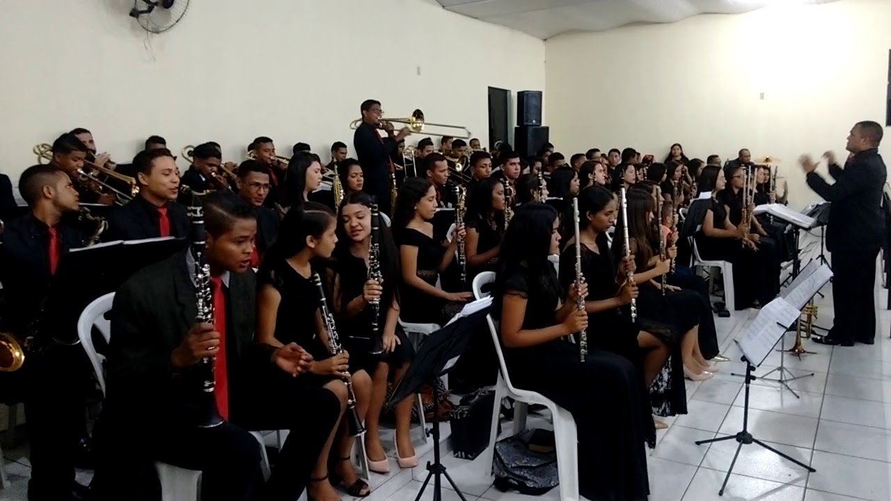 Orquestra Salmo 150 Entoando Santo Deus, Usa-me - Cristina Mel - Encontro de Orquestras em Tomé-Açu