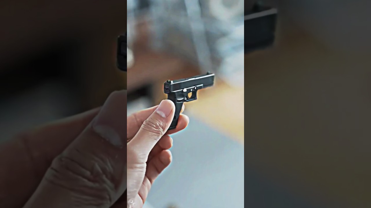 Mini arma, ser&aacute; que atira mesmo? #shorts #fyp #diecast