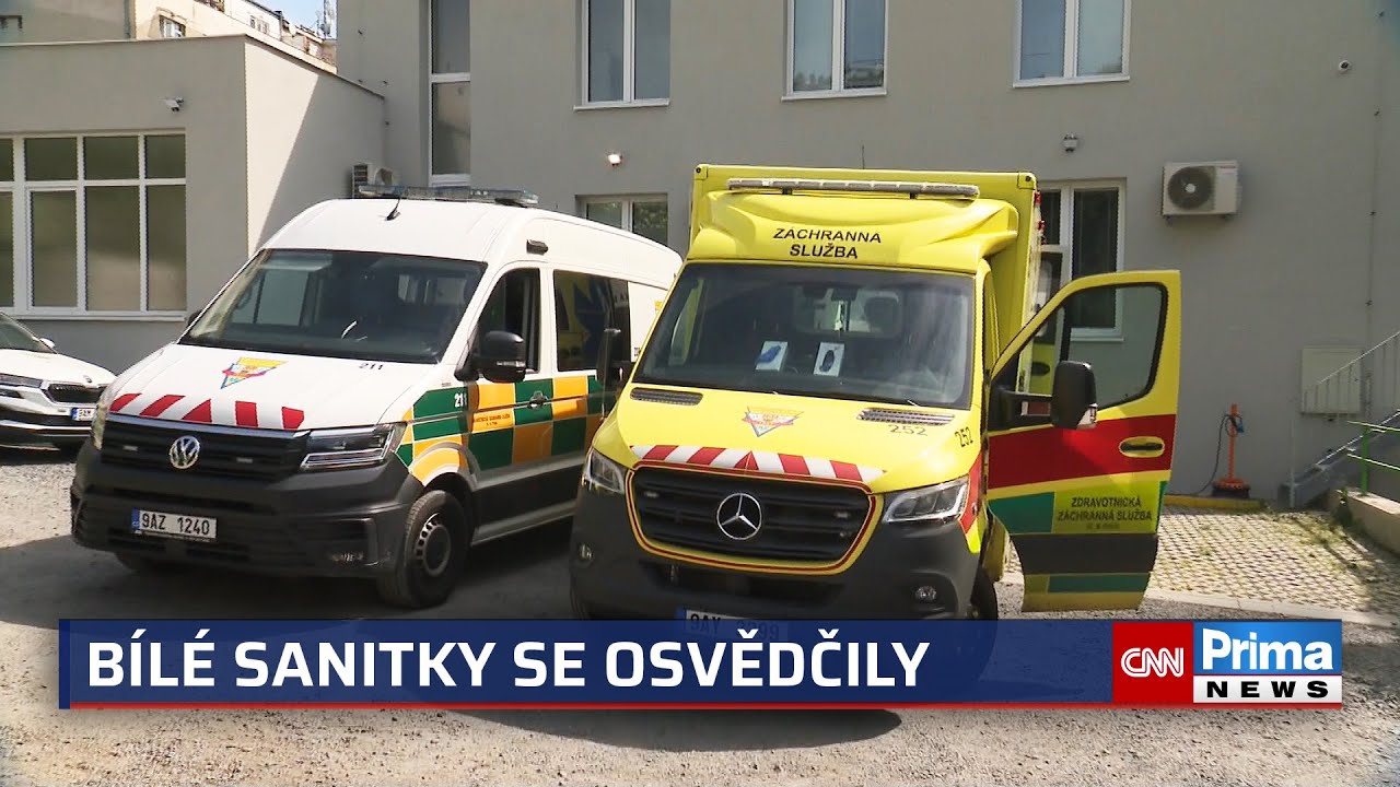 Bílé sanitky se osvědčily, v Praze doplní známé žluté. V čem se liší a pro koho budou jezdit?