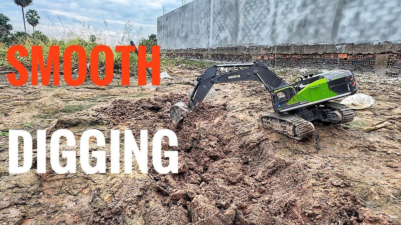 Smooth RC Excavator Digging Outdoor with ASMR | RC Truck Lab