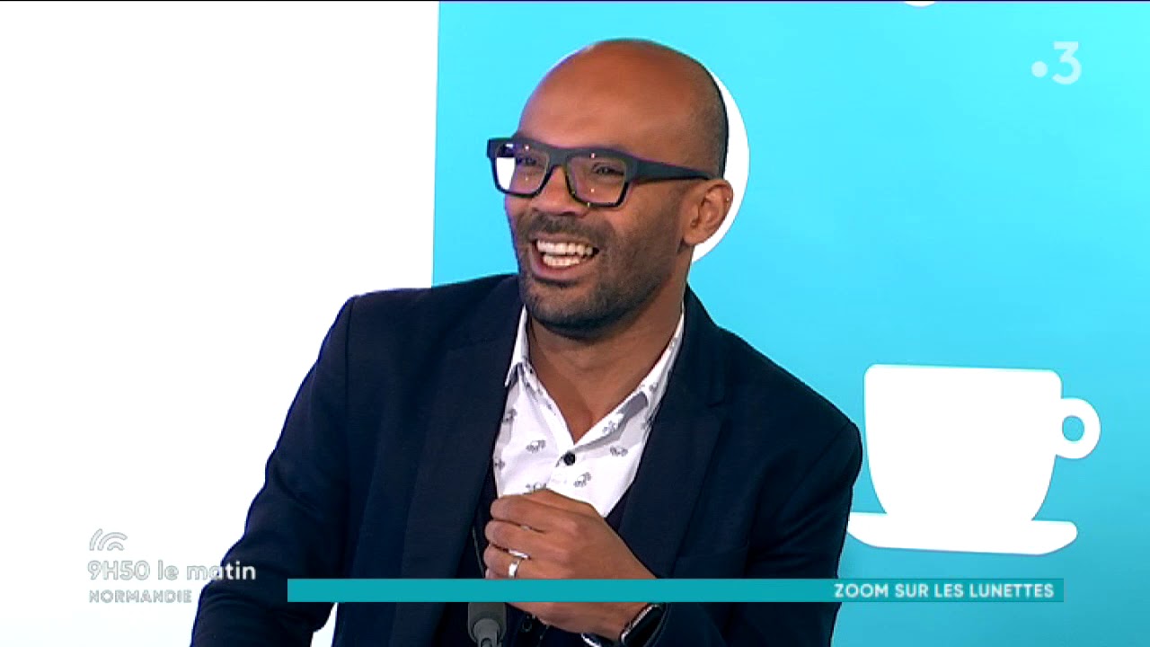 Lunettes tendances pour hommes par Ange Kanza