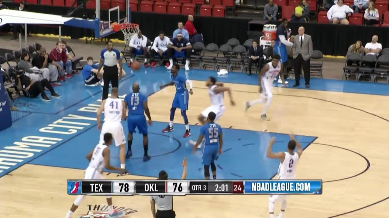 Jannero Pargo posts 15 points & 10 assists vs. the Legends, 12/2/2016