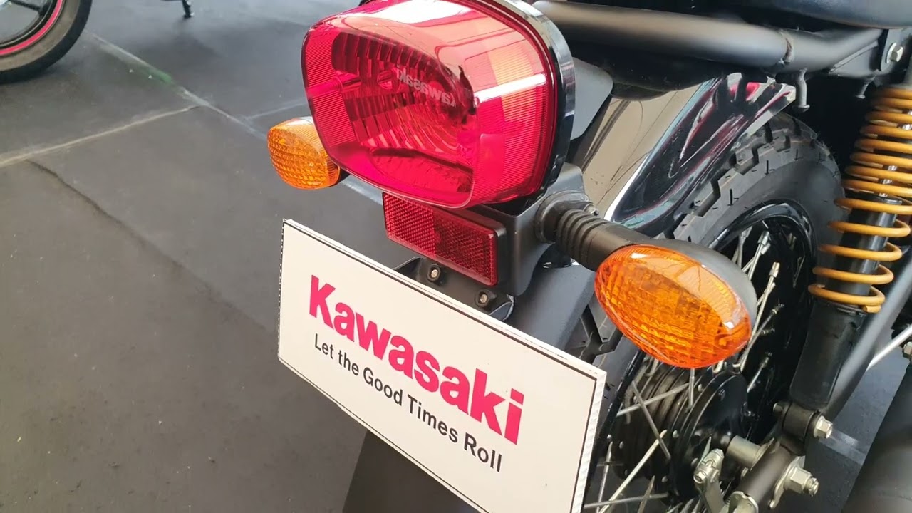 New Kawasaki W175 Cafe (2024) - Perfect Retro Modern Bike for Beginners!