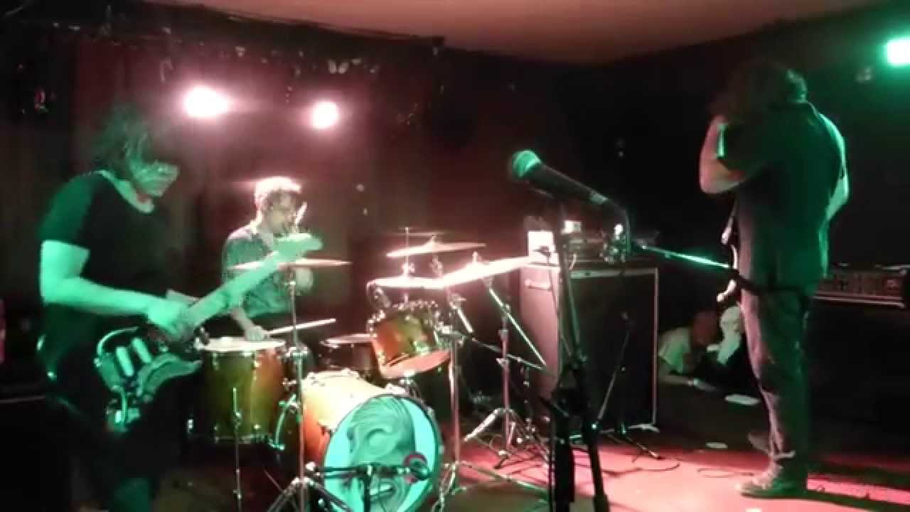 Screaming Females - Criminal Image (Houston 08.23.15) HD