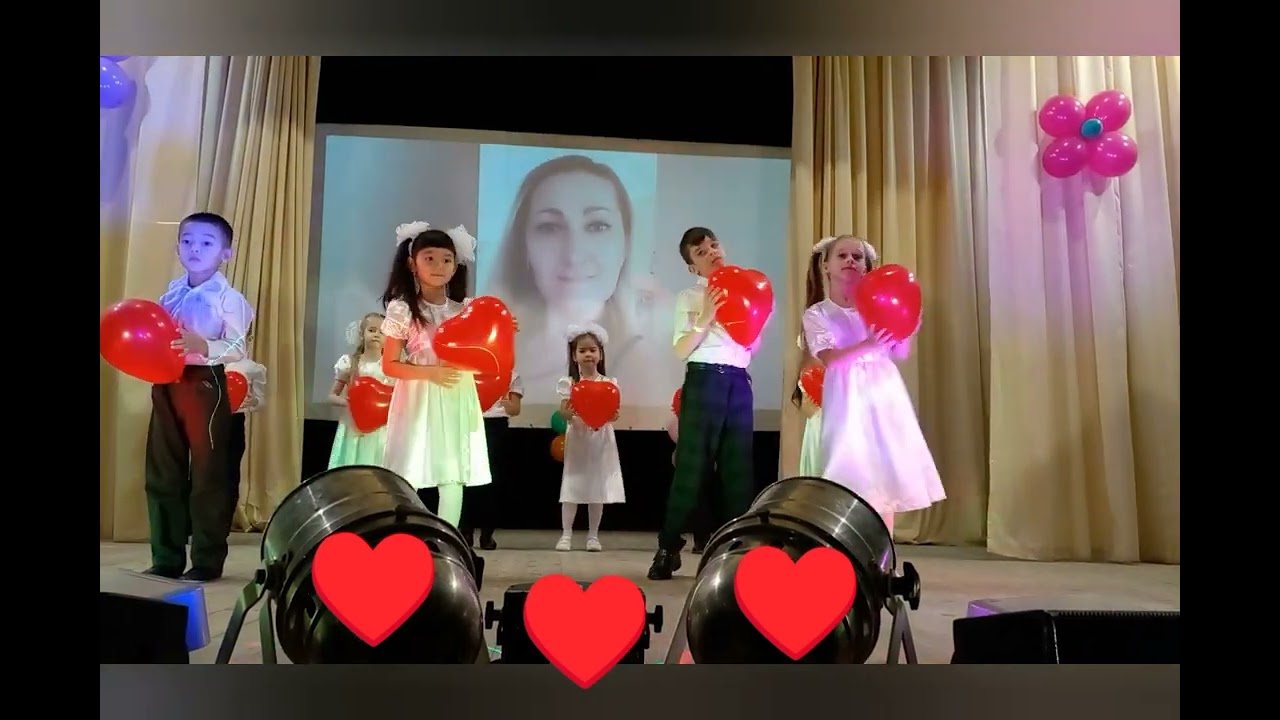 танец детей подготовительной группы 