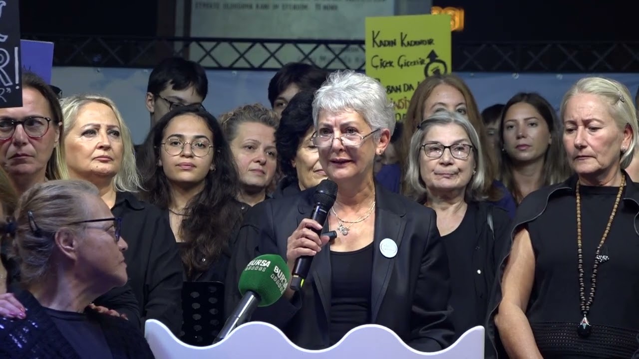 DENİZ DALGIÇ KADIN CİNAYETLERİNİ KINADI KADINLARA ÖZGÜRLÜK DEDİ