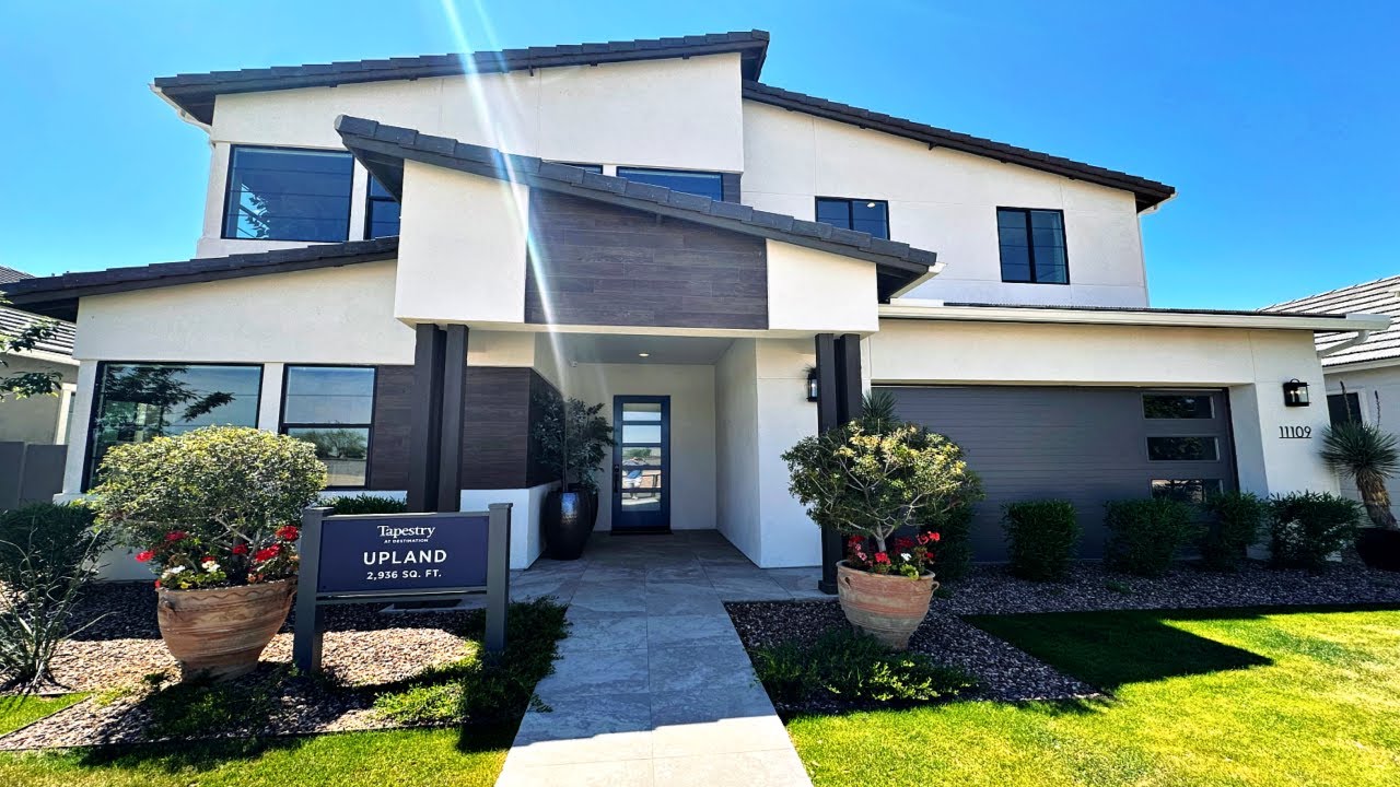 INSANE BACKYARD IN THIS LUXURY HOME FOR SALE IN MESA, AZ!