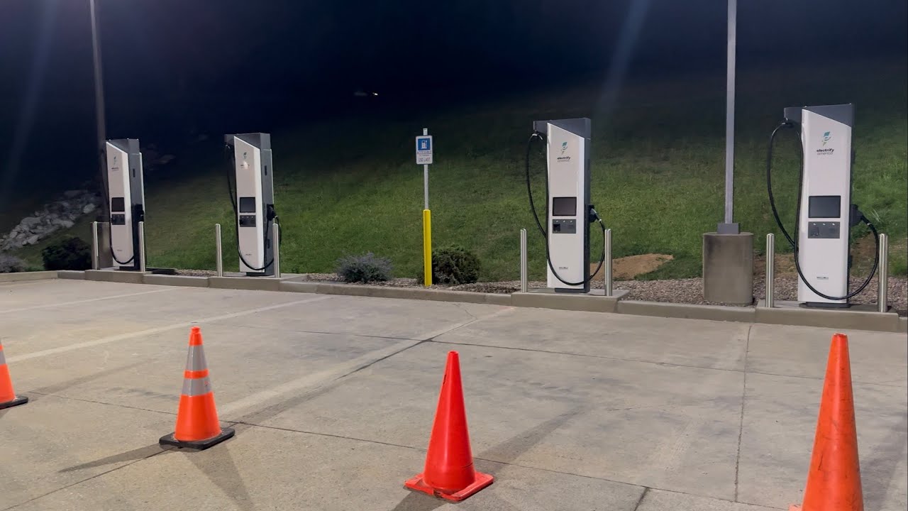 Electrify America in Altoona, PA. (update 08/01/25)