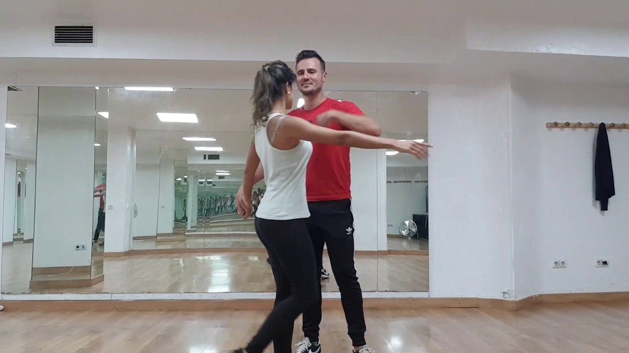 Clases de acrobacias para salsa y bachata