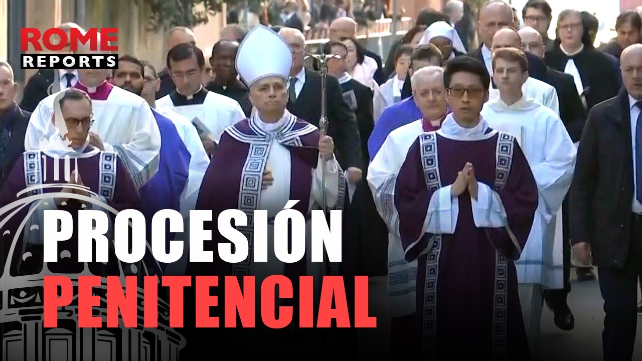Así fue la PROCESIÓN penitencial de la CURIA entre dos IGLESIAS de una colina de ROMA