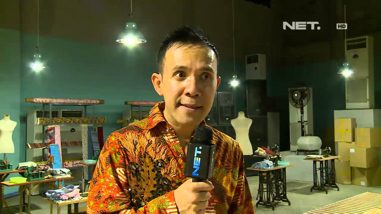 Entertainment News - Fashion Show Raden Sirait di Factory Trends 2014