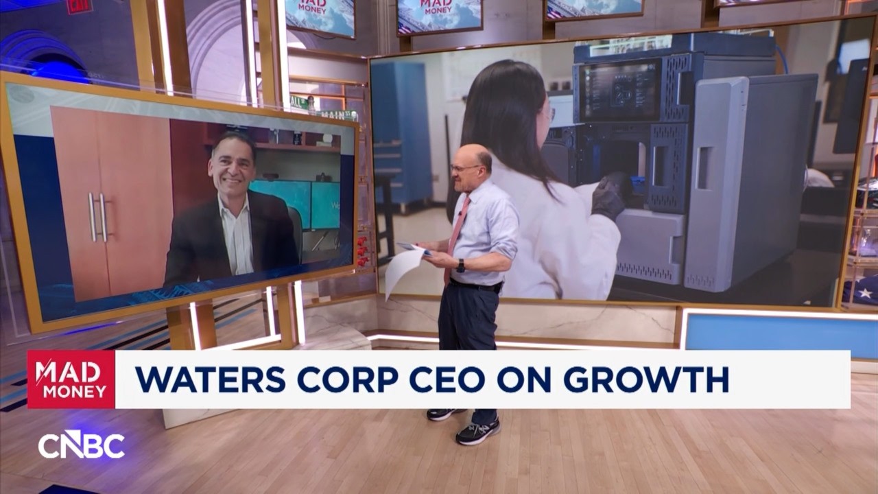 Джим Крамер из CNBC обсуждает сильные показатели и динамику роста компании Waters на шоу Mad Money