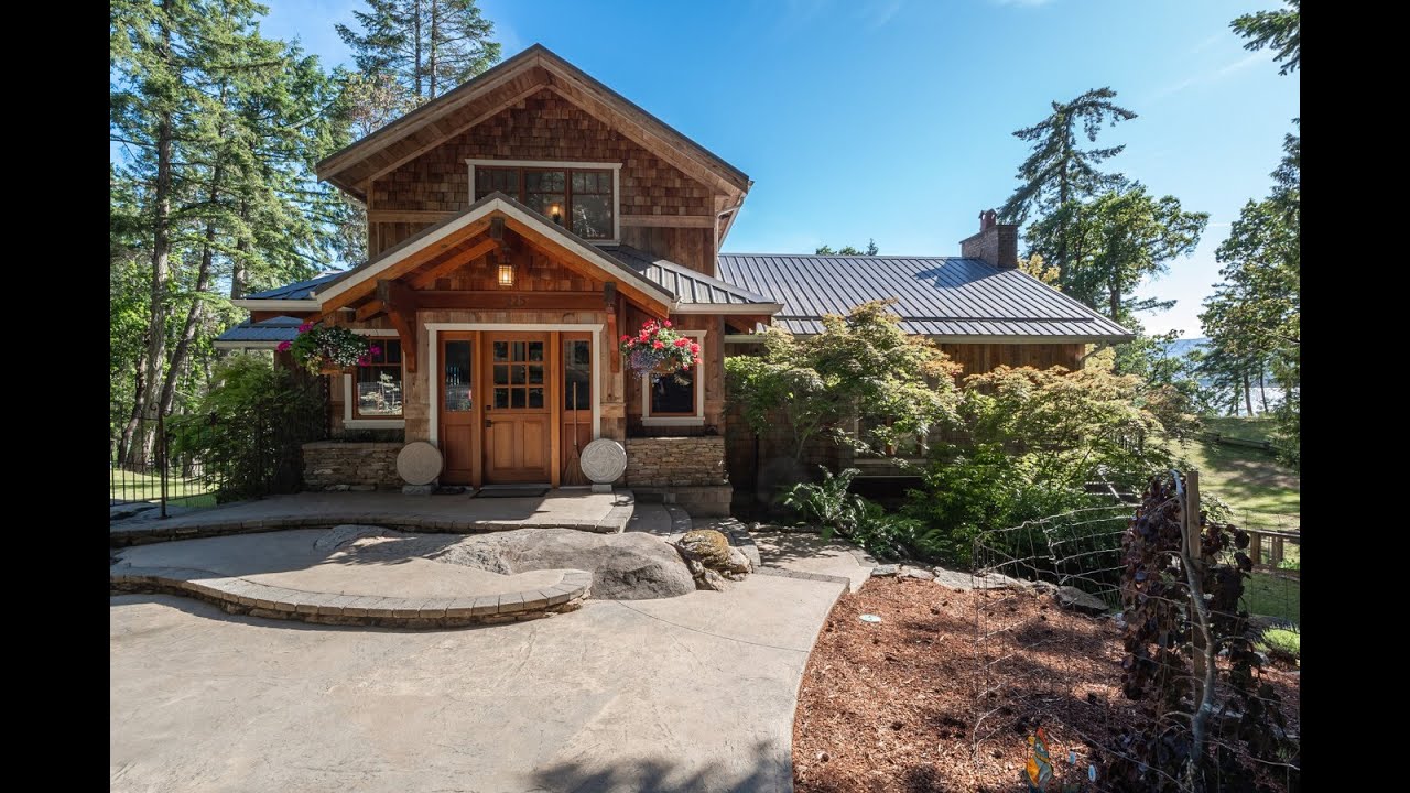 Private Waterfront Oasis, Gabriola Island, BC - Sotheby's International Realty Canada