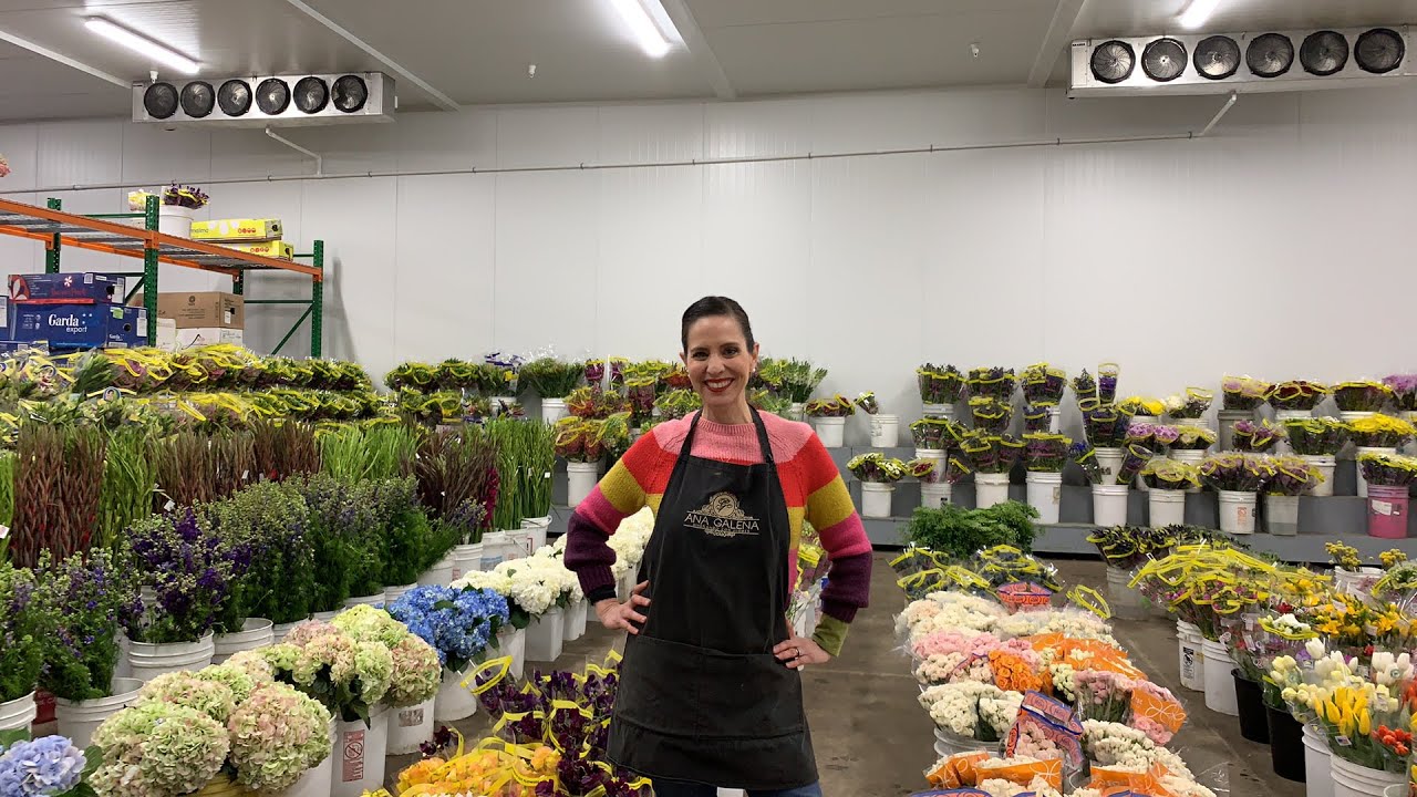 Copa alta con flores con malla de gallinero
