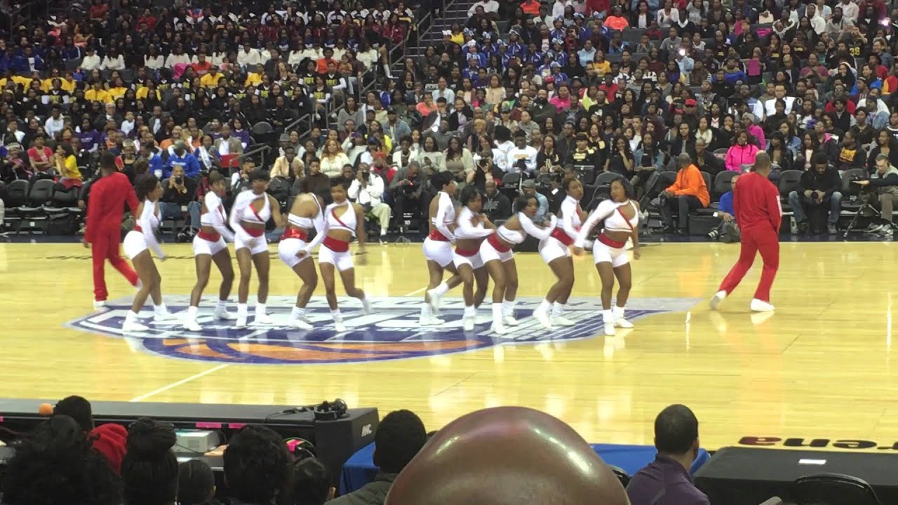 WSSU Cheerleaders CIAA Performance 2016
