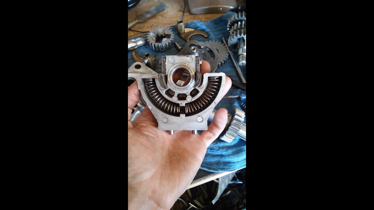 1979 Harley Davidson  Iron Head Sportster shifter Pawl Springs ' Shifter Jammed '