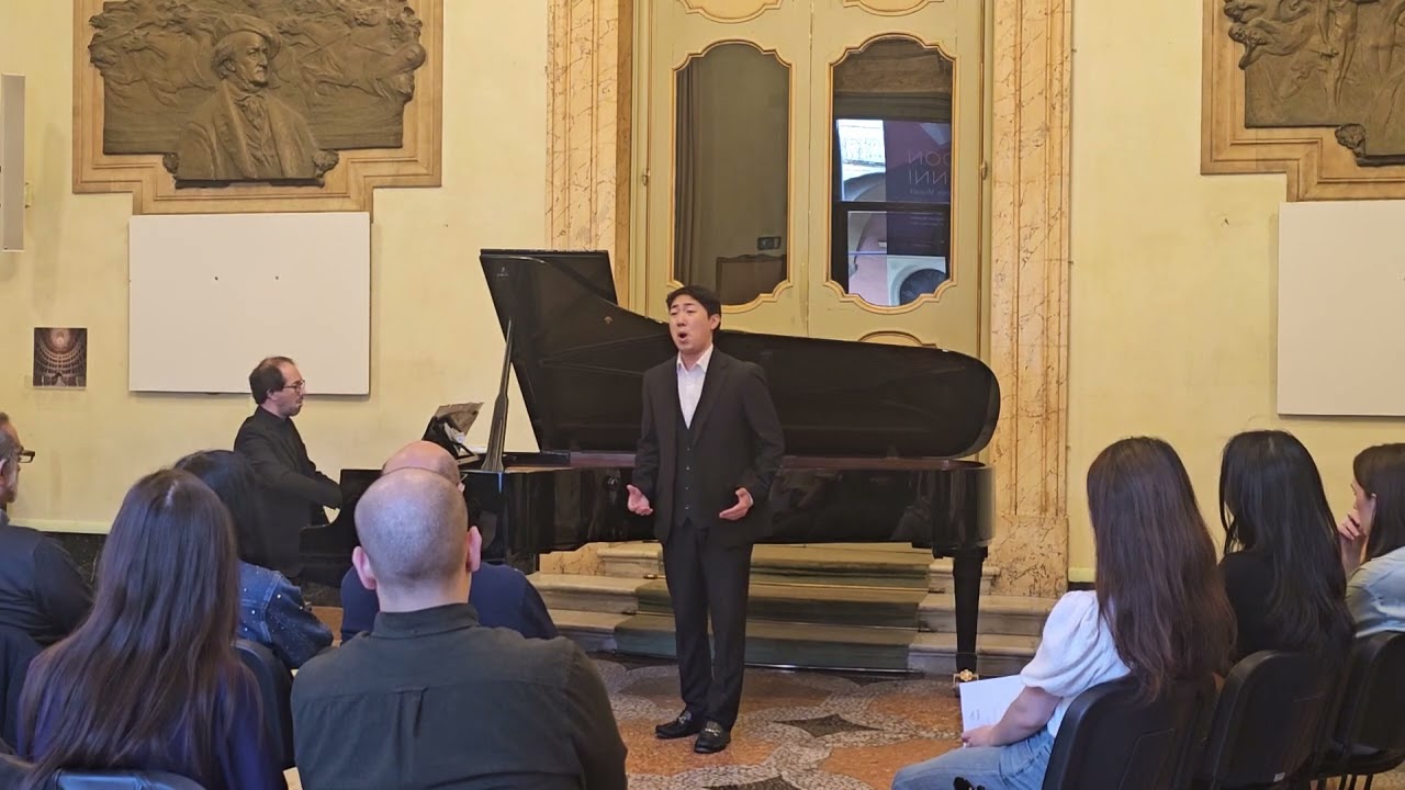 Bar. Hosung Lee - Questo amor, vergogna mia (Edgar / G. Puccini)