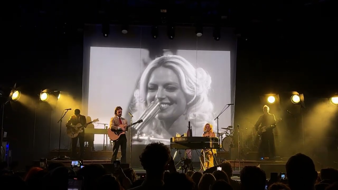 The Favors, FINNEAS & Ashe - Times Square Jesus / The Hudson 10/1/25 Central Park