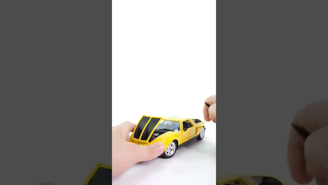 Mercedes C111 #scalereviews #cars #modelcars #118cars #diecastcars #carsdaily #mercedes #eclass